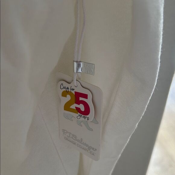 Sold PJ SalvToo Cool For School Long Sleeve lounge Wear Top, Ivory, Large, NWT - Picture 3 of 10